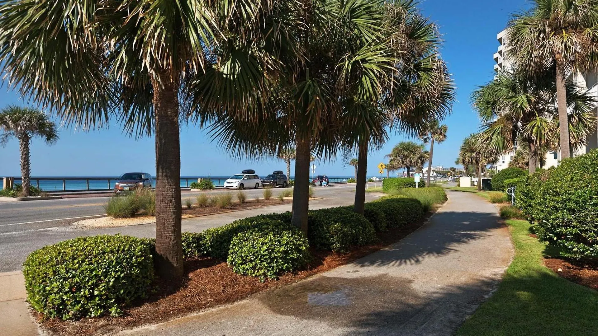 Majestic Sun 813B Apartment Destin